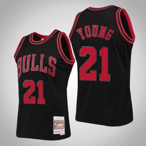 Thaddeus Young Chicago Bulls Swingman Mitchell & Ness Men's #21 Rings Collection Jersey - Black 374452-380