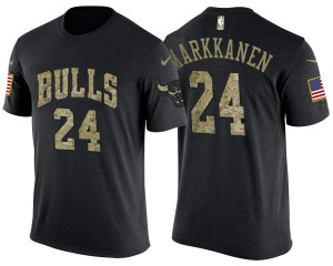 Lauri Markkanen Chicago Bulls USA Flag USA Flag Men's #24 Name & Number T-Shirt - Camo 212629-365