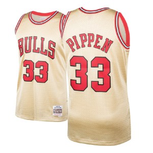 Scottie Pippen Chicago Bulls Mitchell & Ness 1997-98 Series Swingman Men's #33 Hardwood Classics Jersey - Gold 413446-895